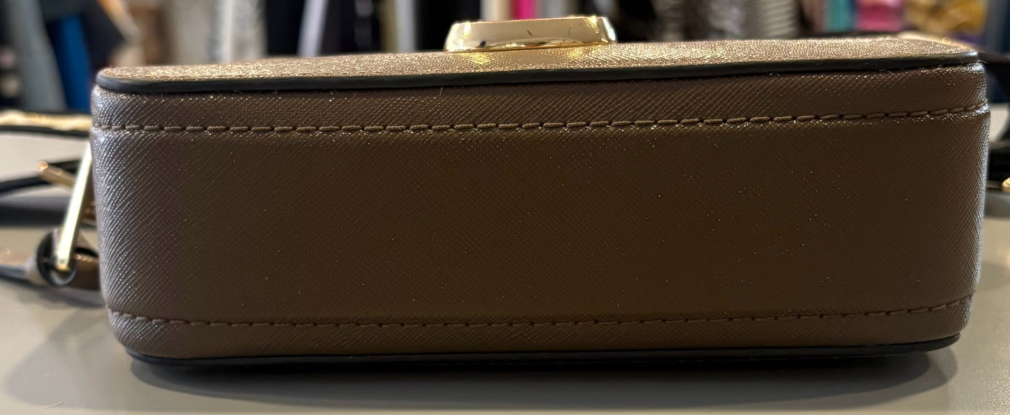 Marc JACOBS The Snapshot Bag in Camel Multicolor