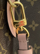 Load image into Gallery viewer, Louis Vuitton NeoNoe Monogram MM Handbag