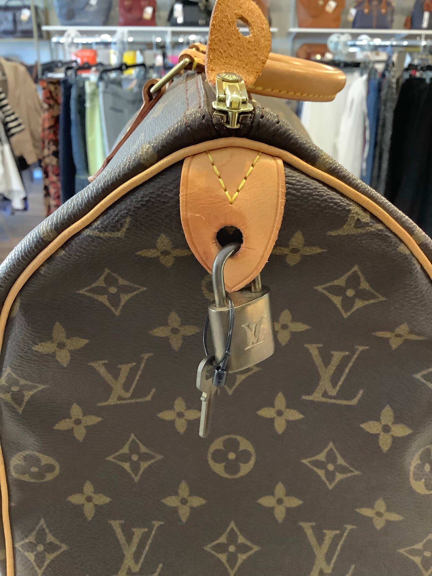 Louis Vuitton Speedy 35