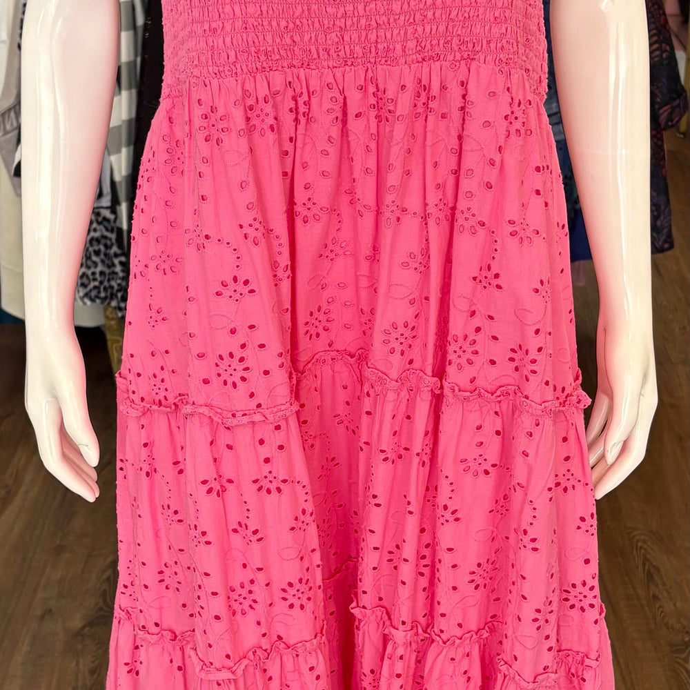 
                      
                        Size 2X Crown & Ivy Sleeveless Dress
                      
                    
