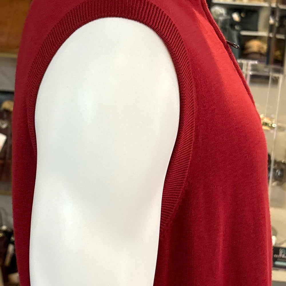 
                      
                        NWT Cotton Brothers Burgundy Red 100% Cotton Quarter Zip Sweater Vest Size:S
                      
                    
