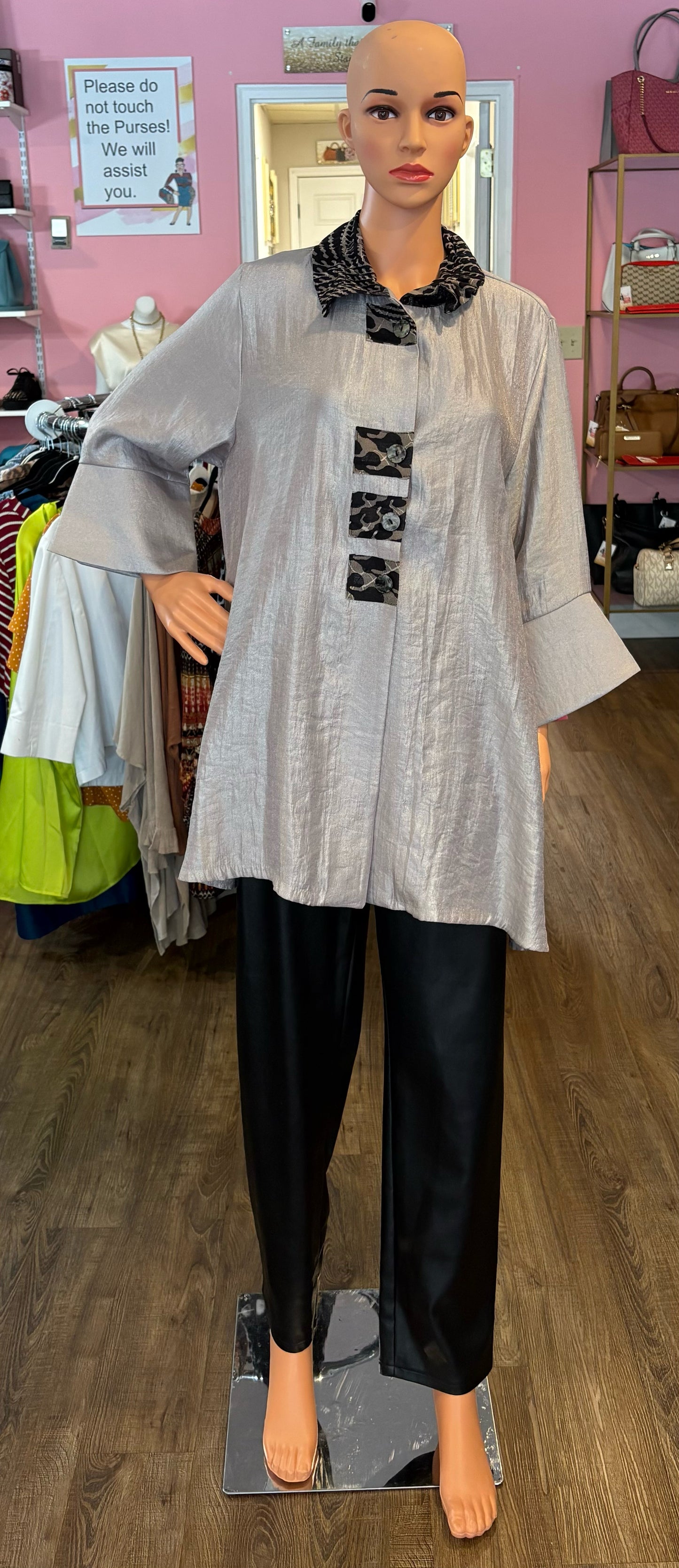 Damee, Inc. Grey Metallic Blouse Size:XL