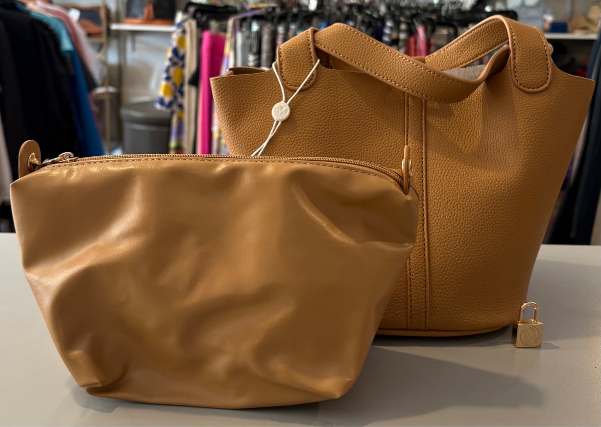 NWT Valentino Orlandi Khaki Bucket Bag