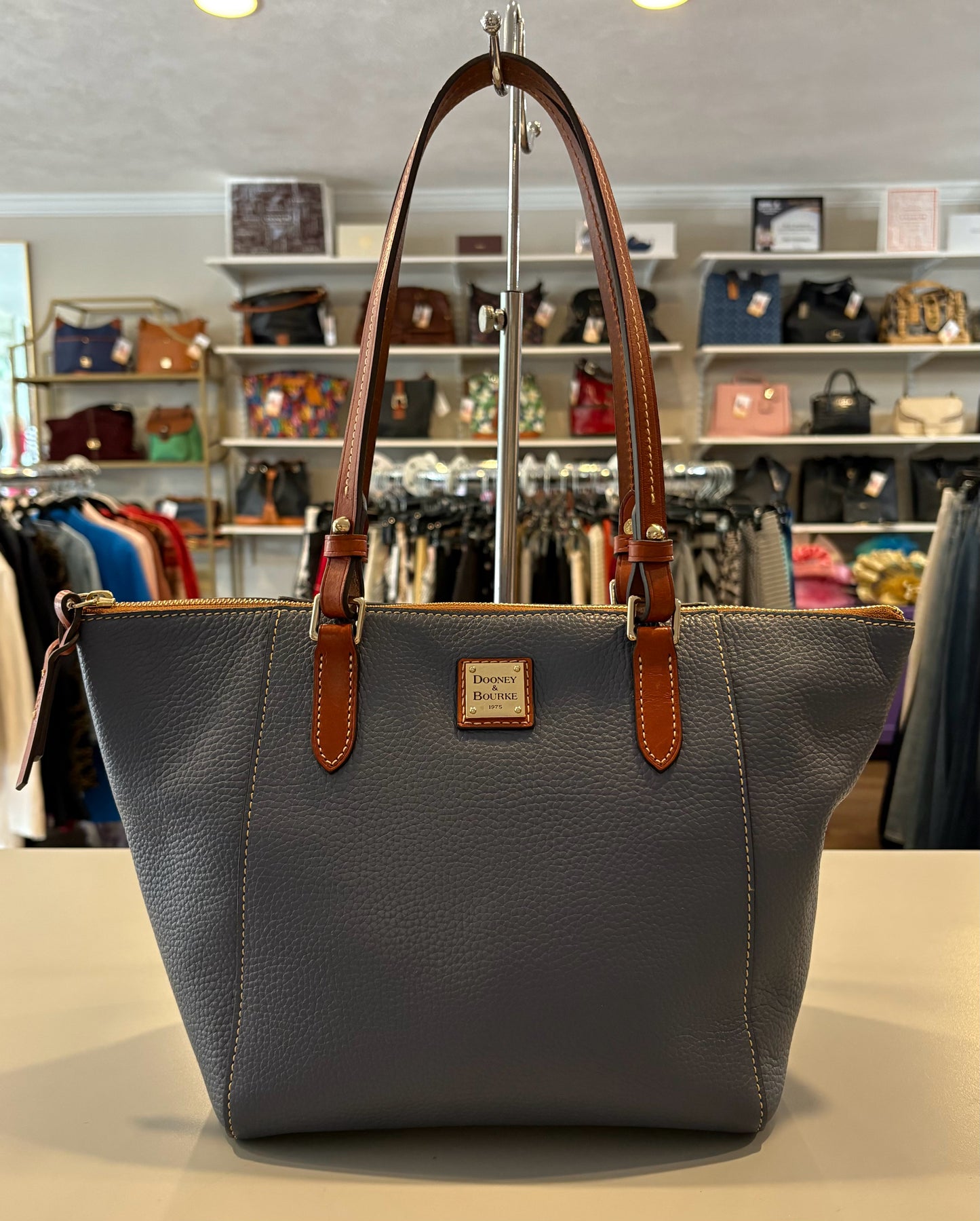 RARE NWT Dooney & Bourke Pebble Grain Maxine Tote in Midnight Blue