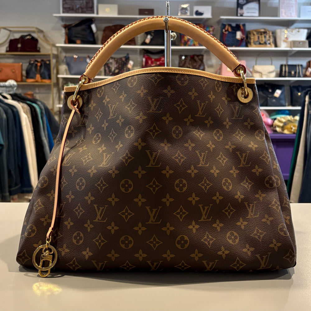 
                      
                        NEW RARE Entrupy Certified Louis Vuitton Artsy MM Monogram Handbag
                      
                    