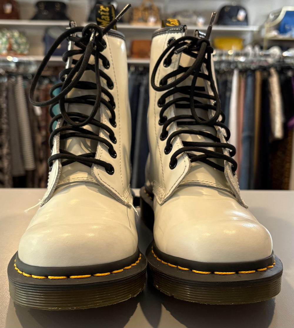 Dr. Martens 1460 Women's Smooth Leather Lace Up Boots Size 7