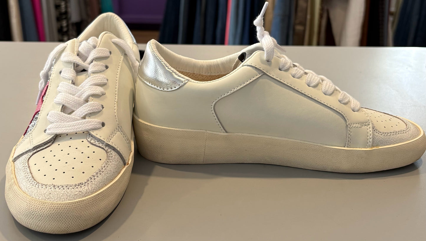 8 Vintage Havana Sneakers