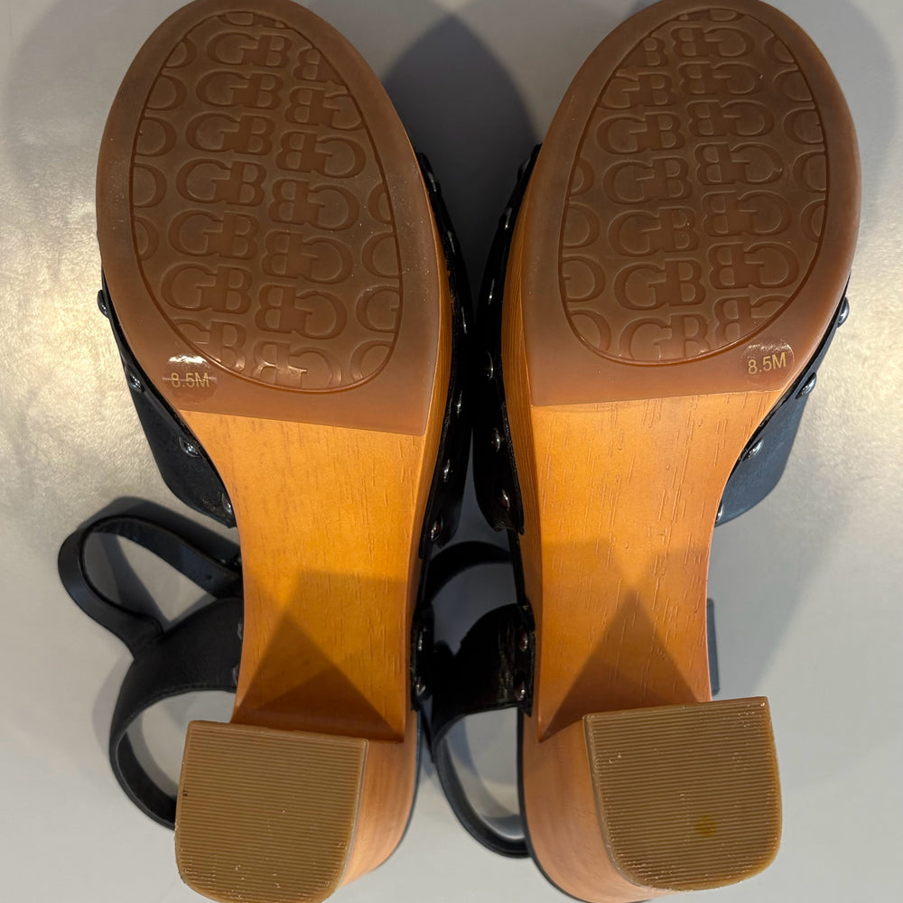 
                      
                        Gianni Bini Meri-Cana Black Studded Platform Sandals Size:8.5M
                      
                    