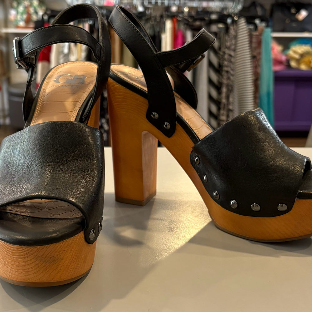 Gianni Bini Meri-Cana Black Studded Platform Sandals Size:8.5M