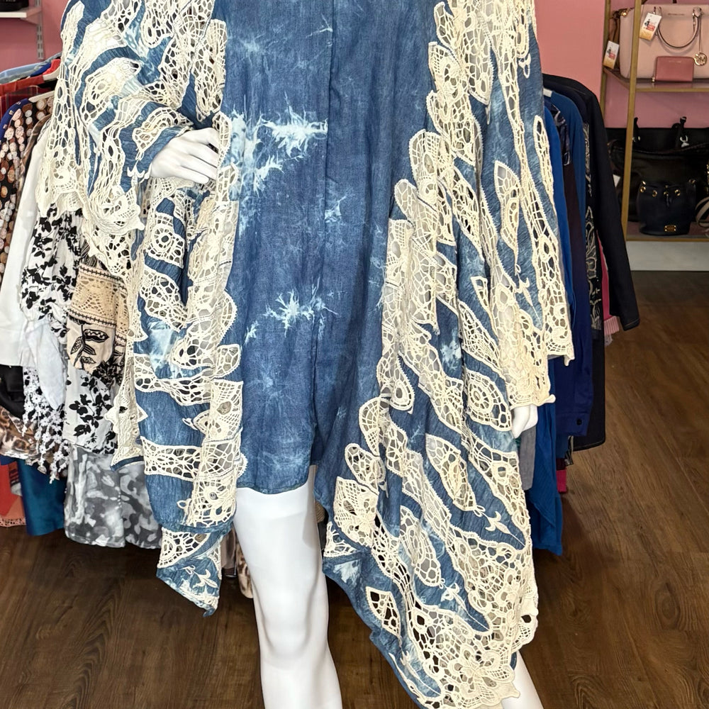 Jen's Pirate Booty Blue & White Tie Dye Poncho Blouse Size:OS