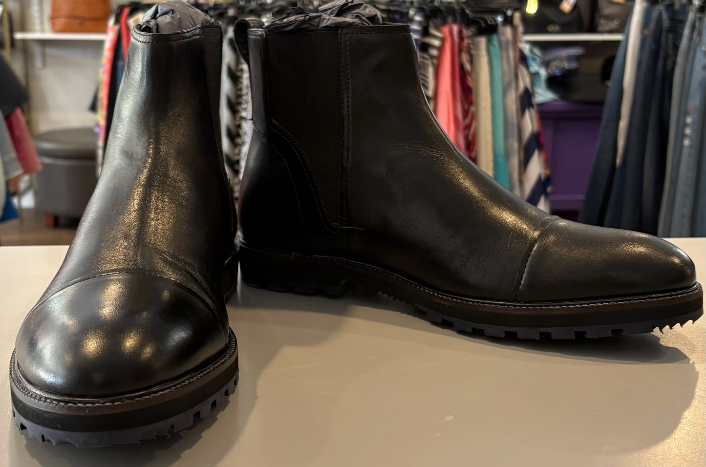 NWOB Thomas & Vine Men's Black Chelsea Genuine Leather Boots Sz:10.5