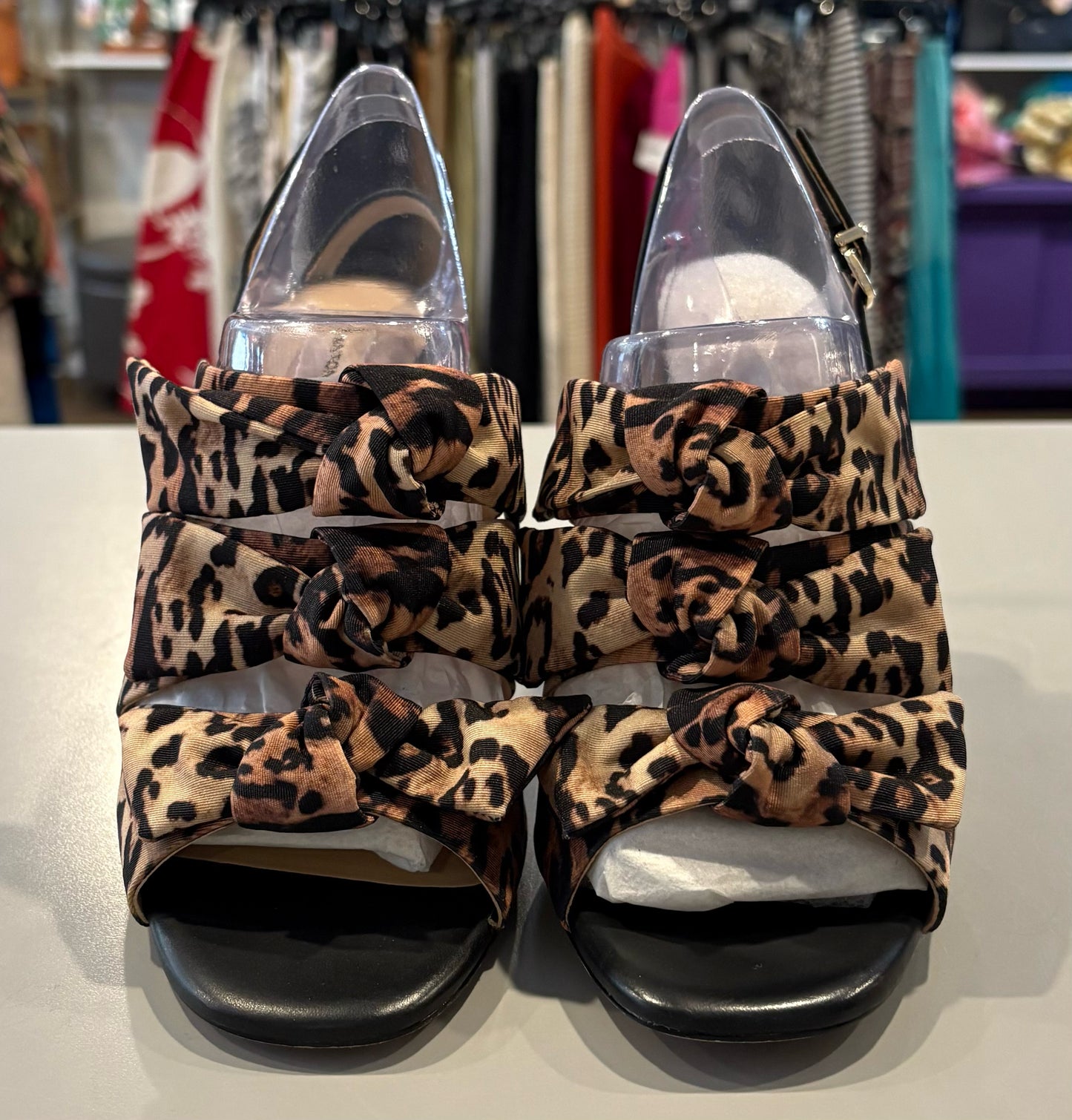 NWB Antonio Melani Vilda Golden Malt & Black Heels Size:8M