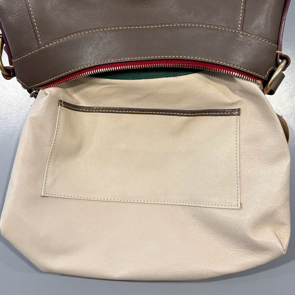 
                      
                        Dooney and Bourke Florentine Leather Large Cassidy Hobo in Elephant SN:J17514696
                      
                    