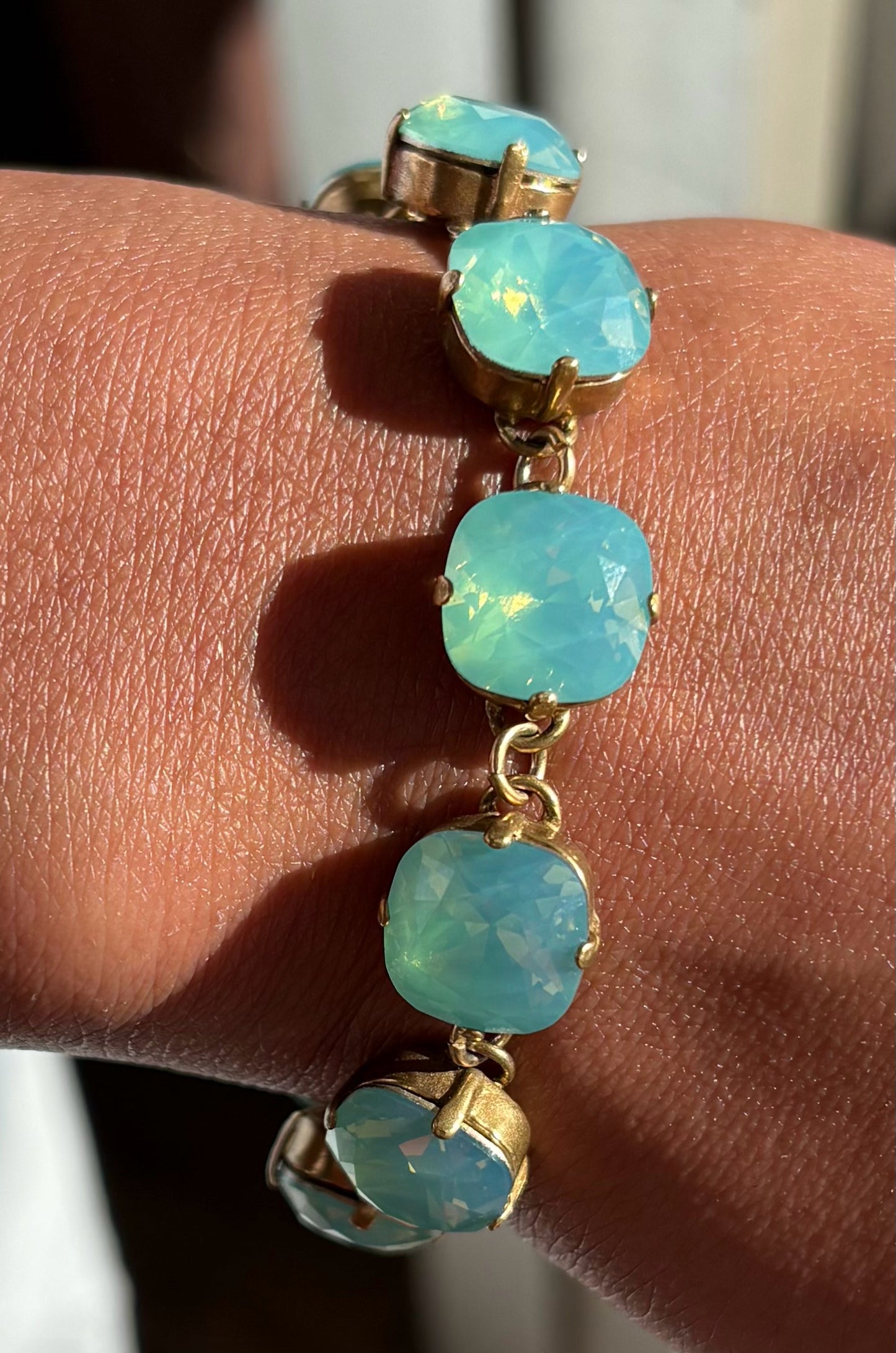 NWOT Victoria Lynn Pacific Opal Moonstone Bracelet