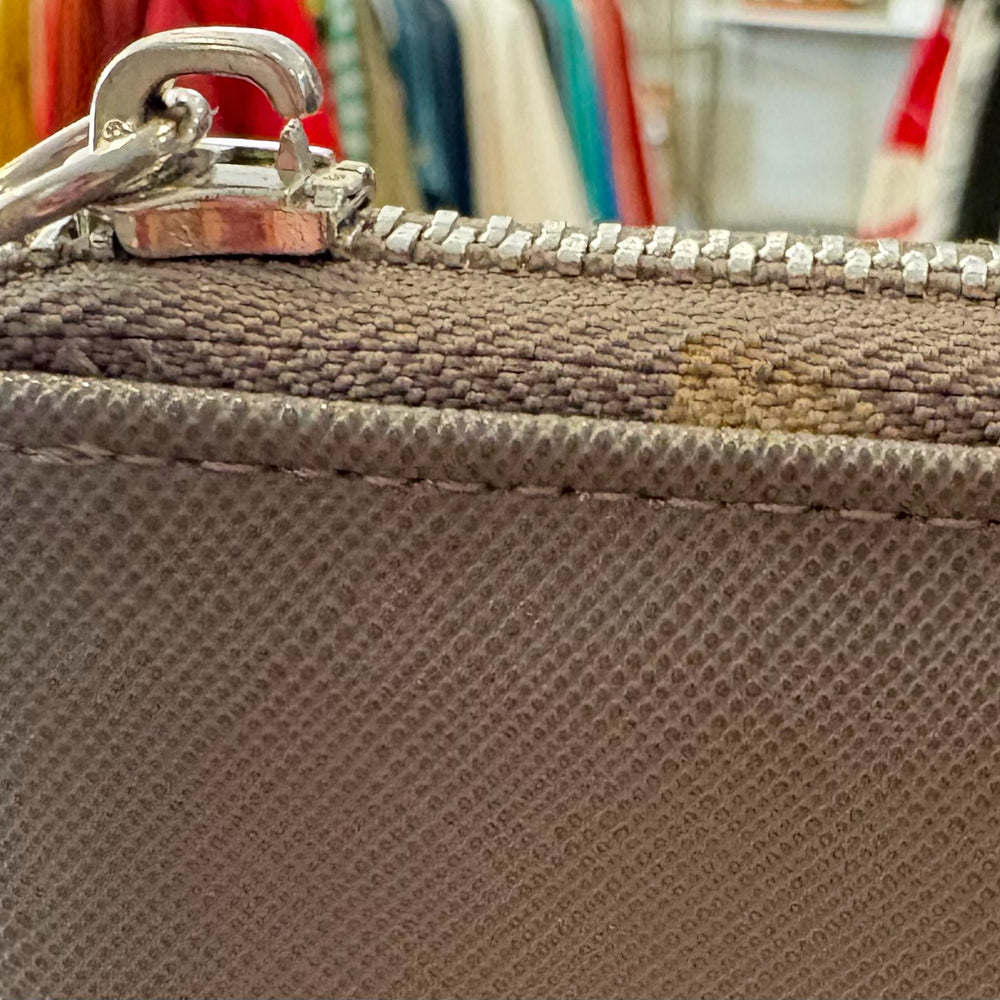 
                      
                        Steve Madden Grey Zip Around Wallet
                      
                    