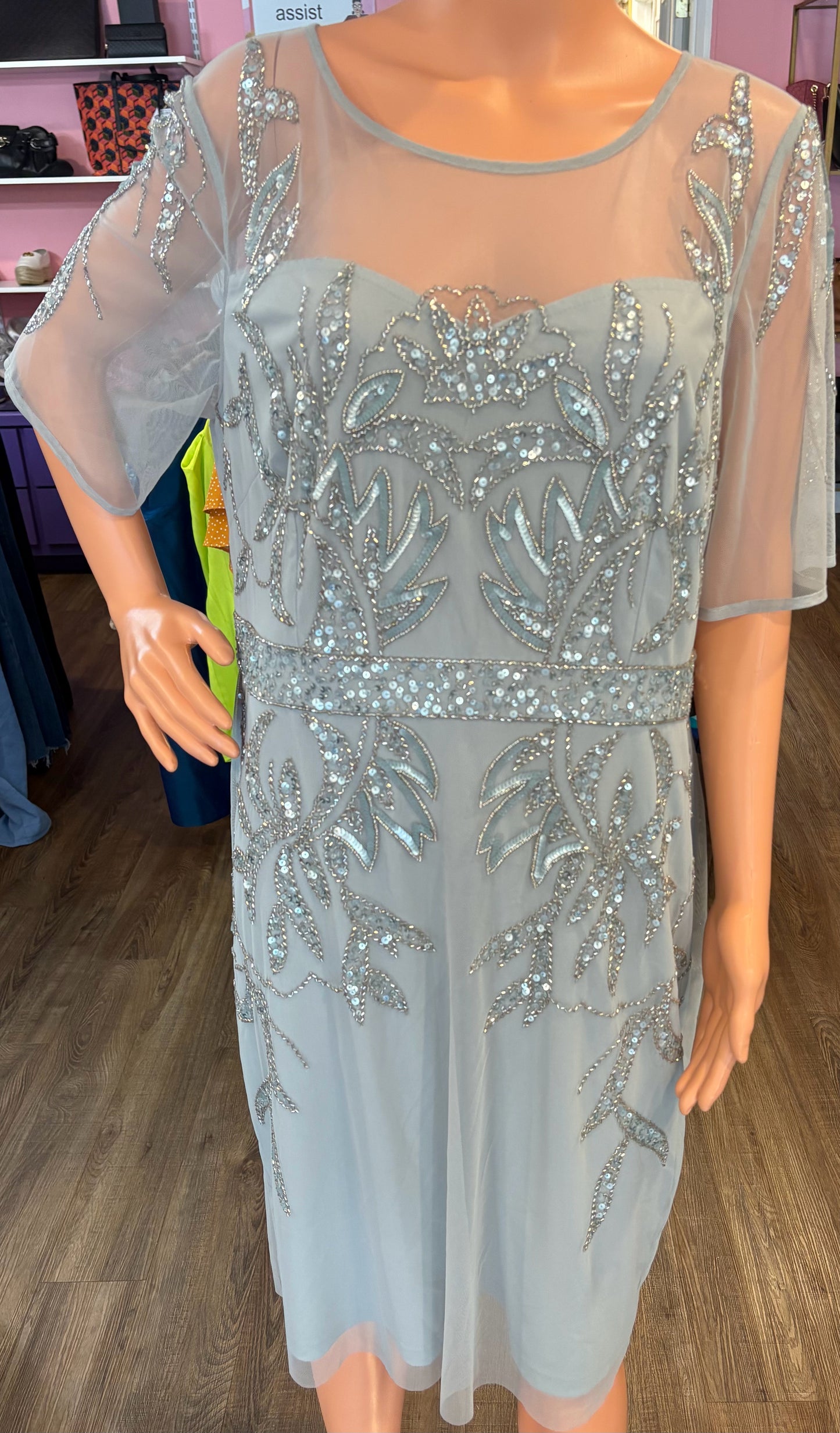 NWT Papell Studio Frosty Green Beaded Cocktail Dress Size:18 NWT Papell Studio Frosty Green Beaded Cocktail Dress Size:18