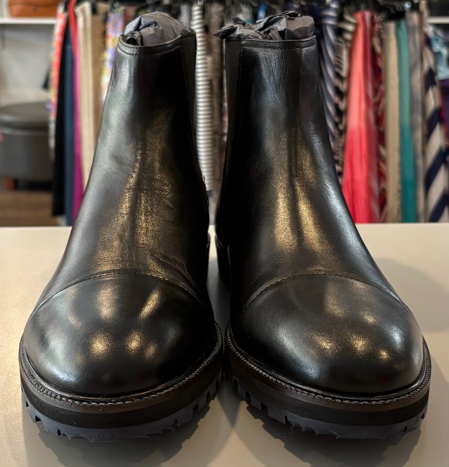 NWOB Thomas & Vine Men's Black Chelsea Genuine Leather Boots Sz:10.5