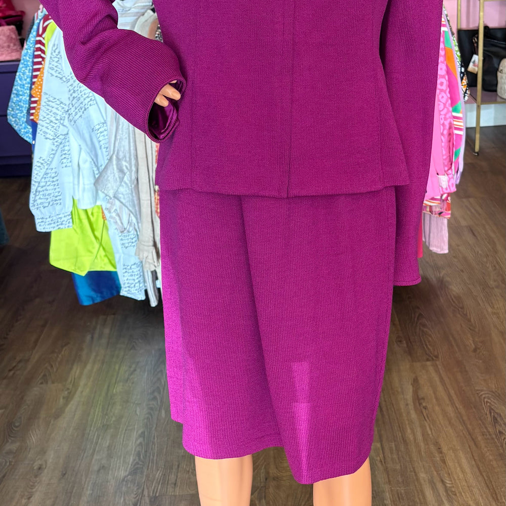 
                      
                        St. John Purple 2 Piece Skirt Set Size:12
                      
                    