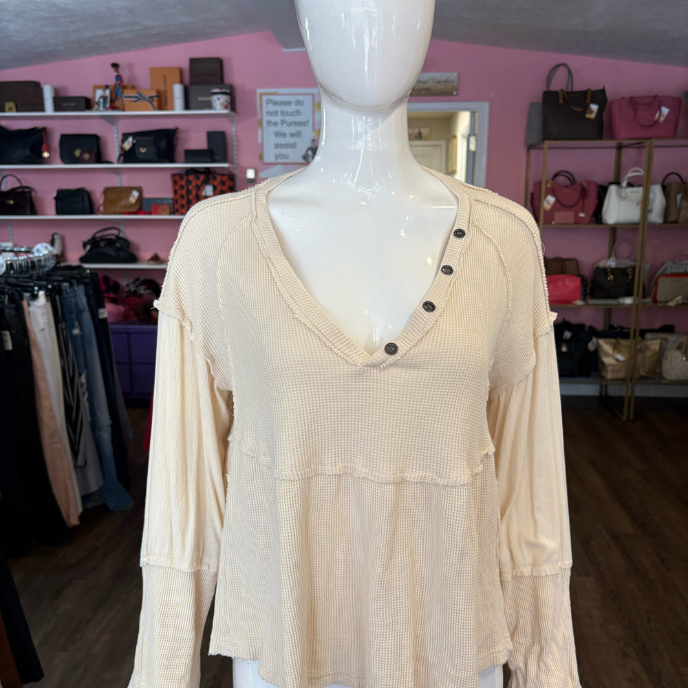 
                      
                        Size M POL Blouse
                      
                    