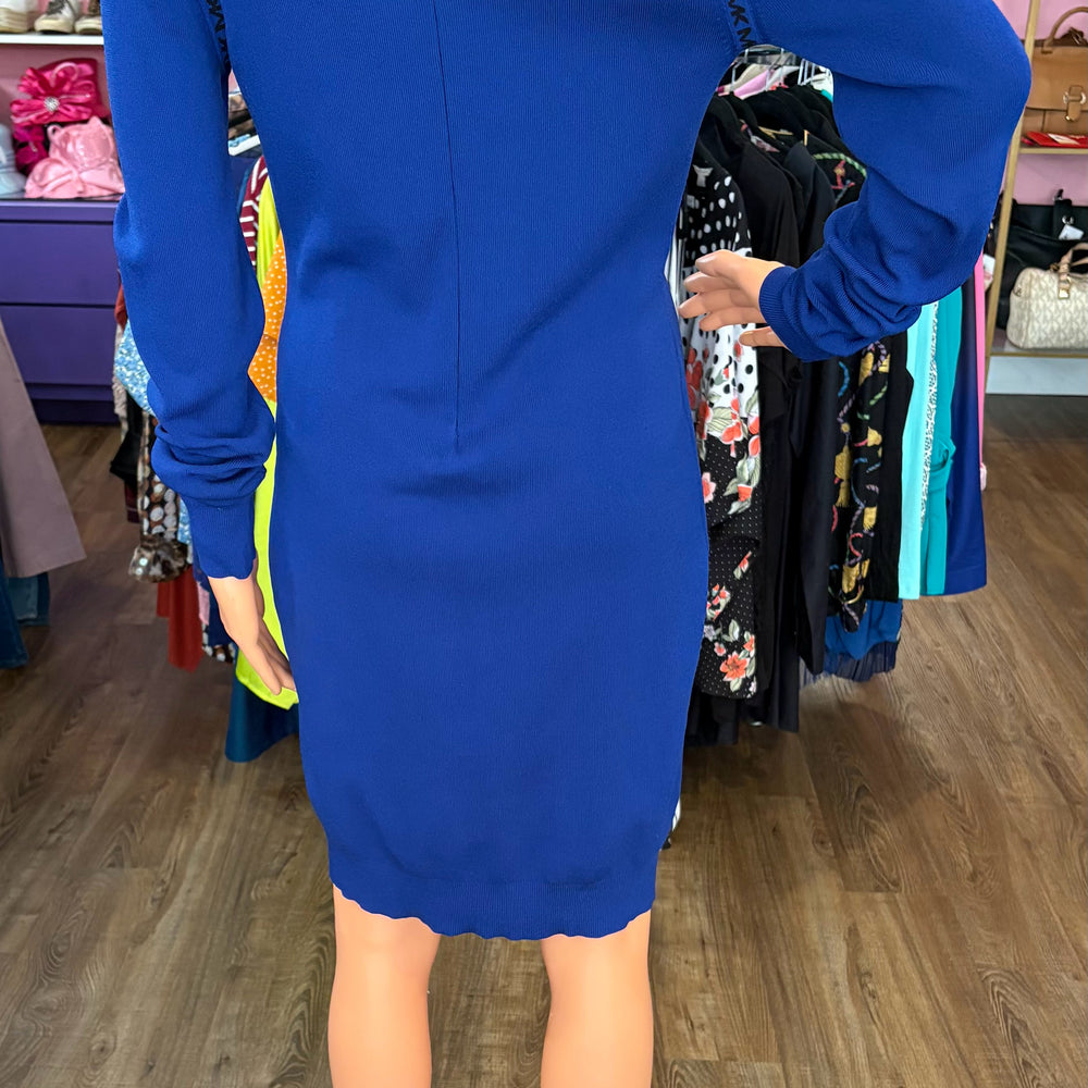 
                      
                        Michael Kors Midnight Blue Midi Sweater Dress Size:M
                      
                    