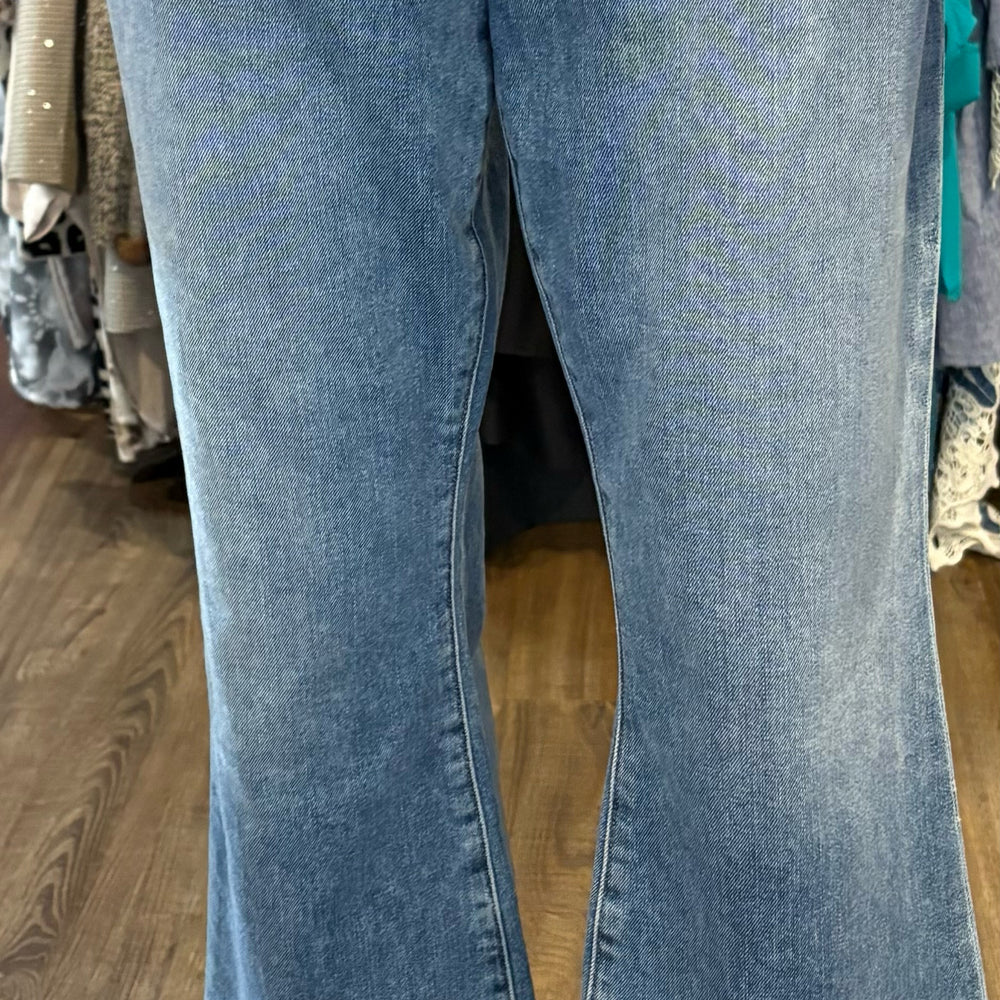 NWOT Hudson Collin Midrise Bootcut Crop Jeans Size: 32