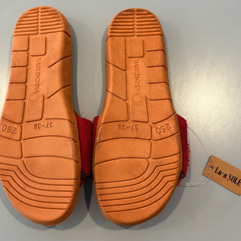 
                      
                        M La-a-SOLE Sandals
                      
                    