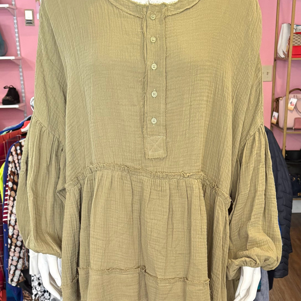 Peach Love Olive Green Blouse Size:L