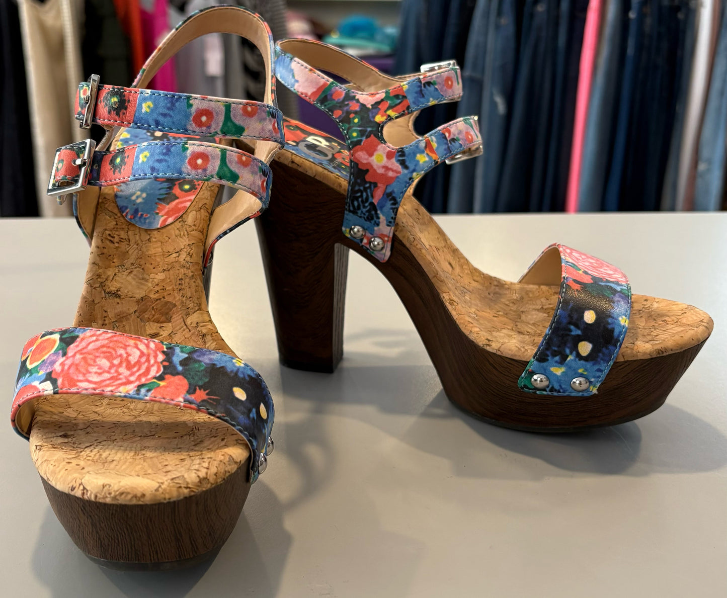 Gianni Bini Gabbyie Platform Heels Size:8M