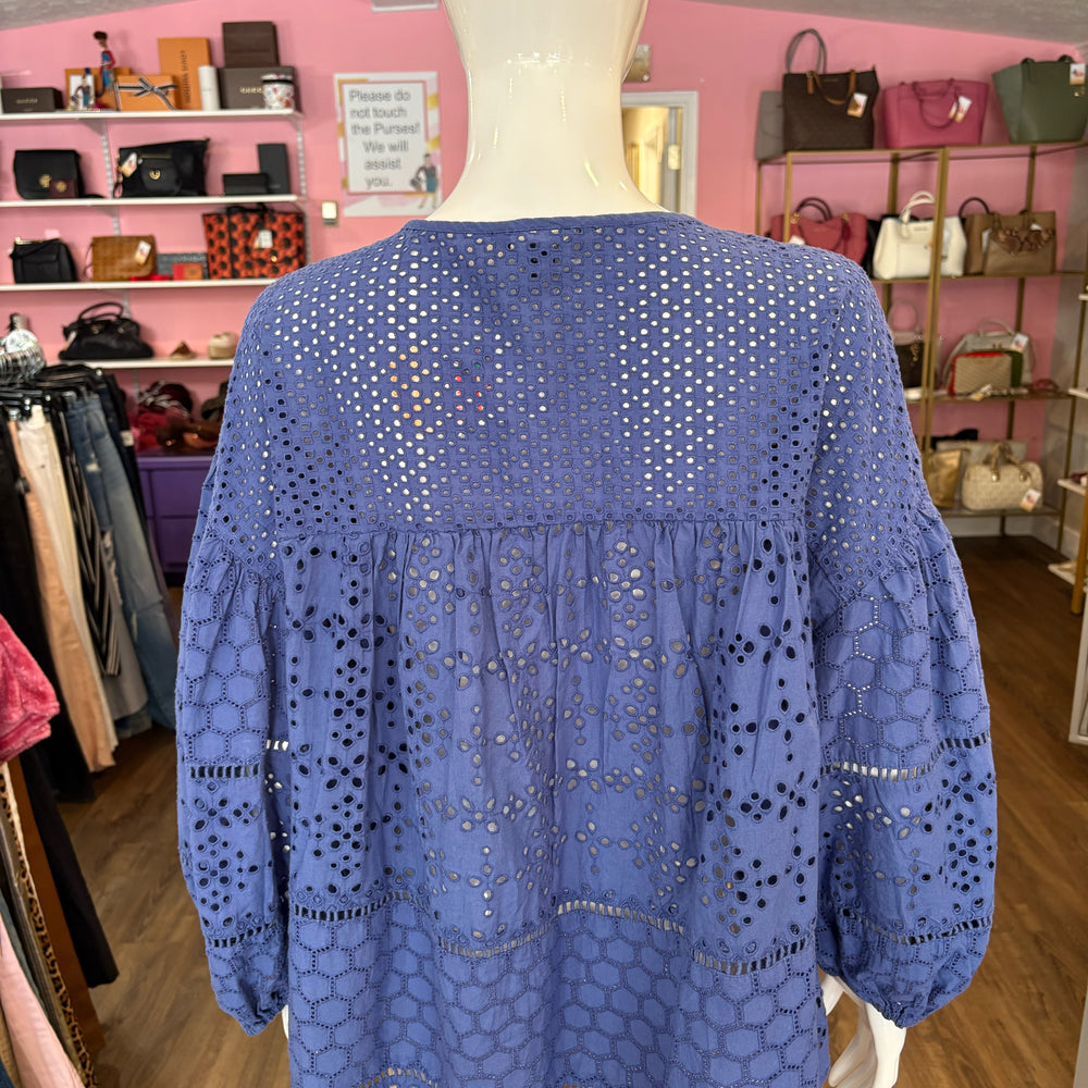
                      
                        Size XL Lauren Ralph Lauren Blouse
                      
                    