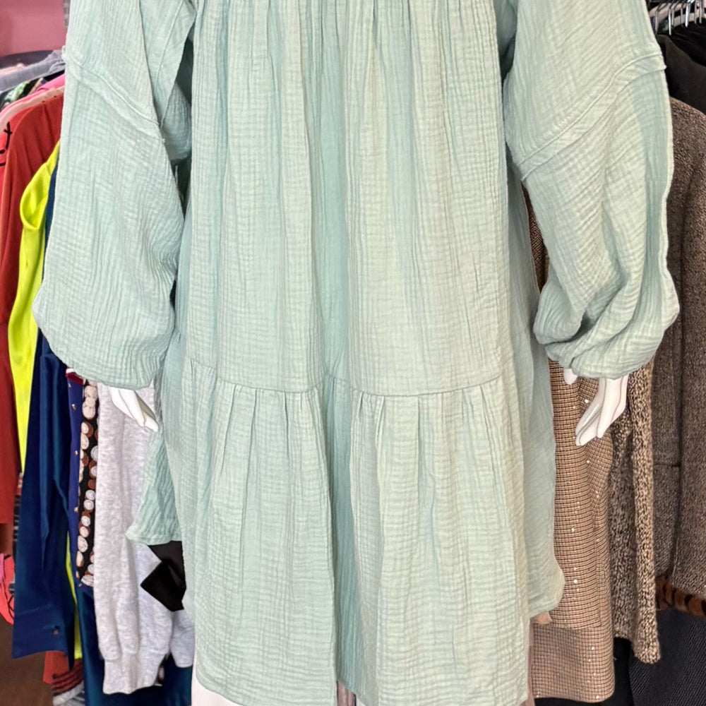 
                      
                        NWT Ces Femme Mint Green 100% Cotton Dress Size:M
                      
                    