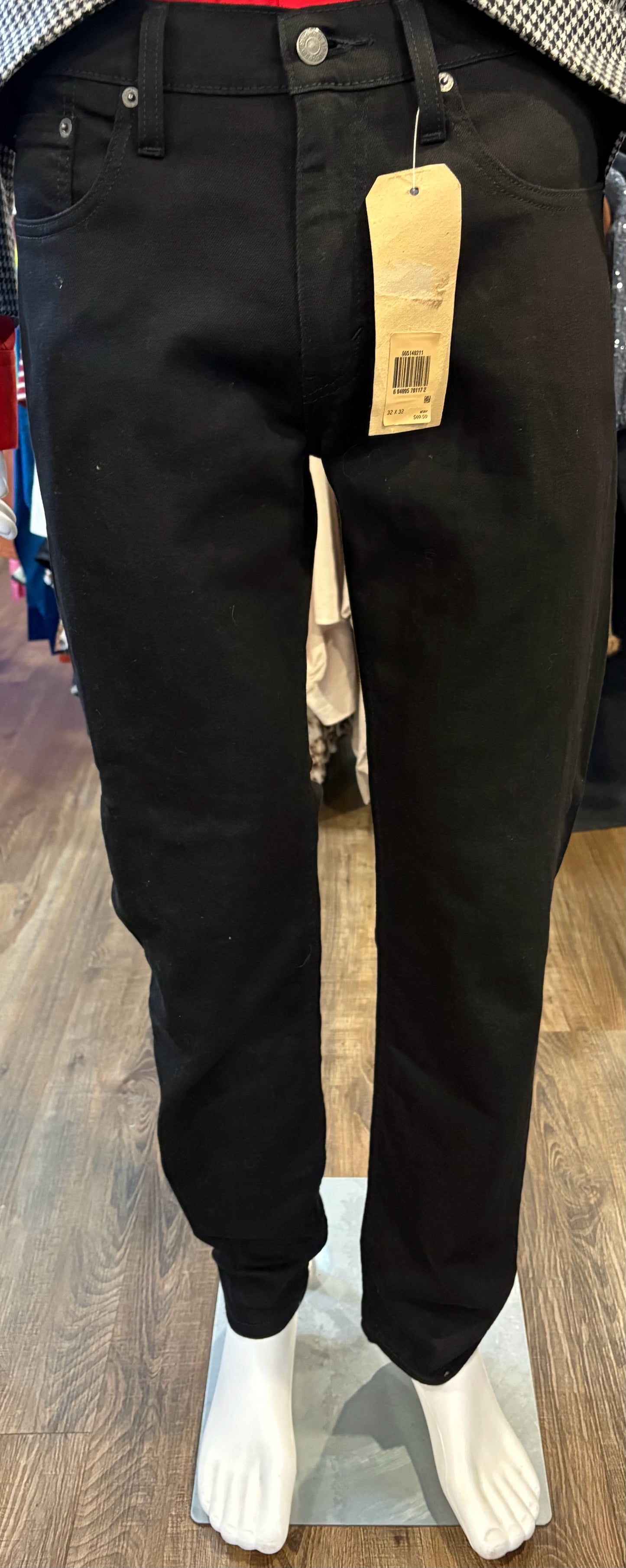 NWT Levi Strauss & Co. Men's 514 Straight Black Denim Jeans Size:32 x 32