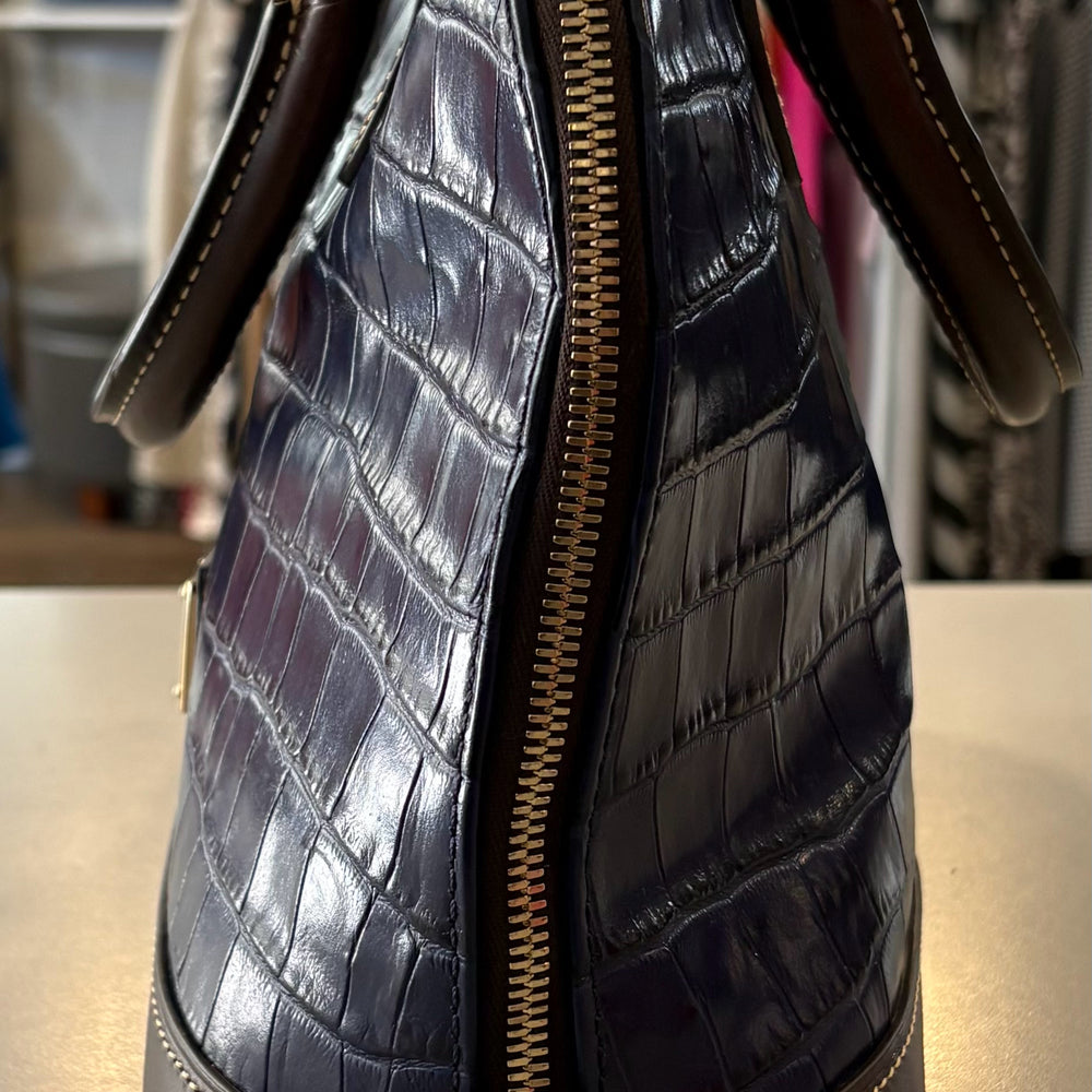 
                      
                        RARE Dooney and Bourke Oakdale Midnight Blue Croc Zip Zip Satchel SN: J17533244
                      
                    