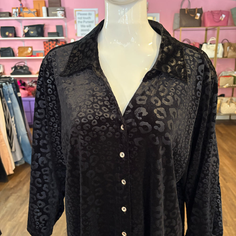 
                      
                        Size 2X Ruby Rd. Blouse
                      
                    
