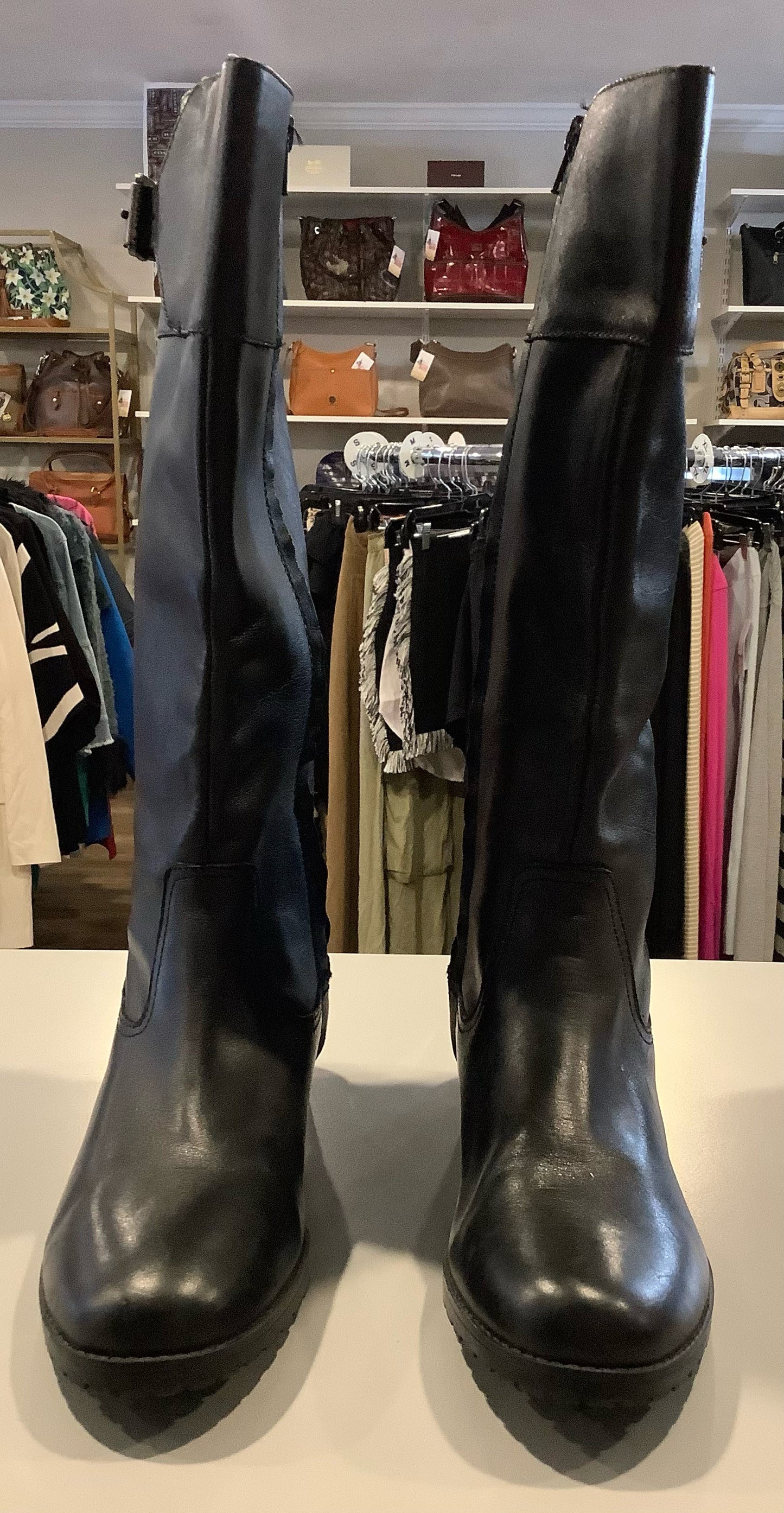 6.5B Lauren Ralph Lauren Tall Boots