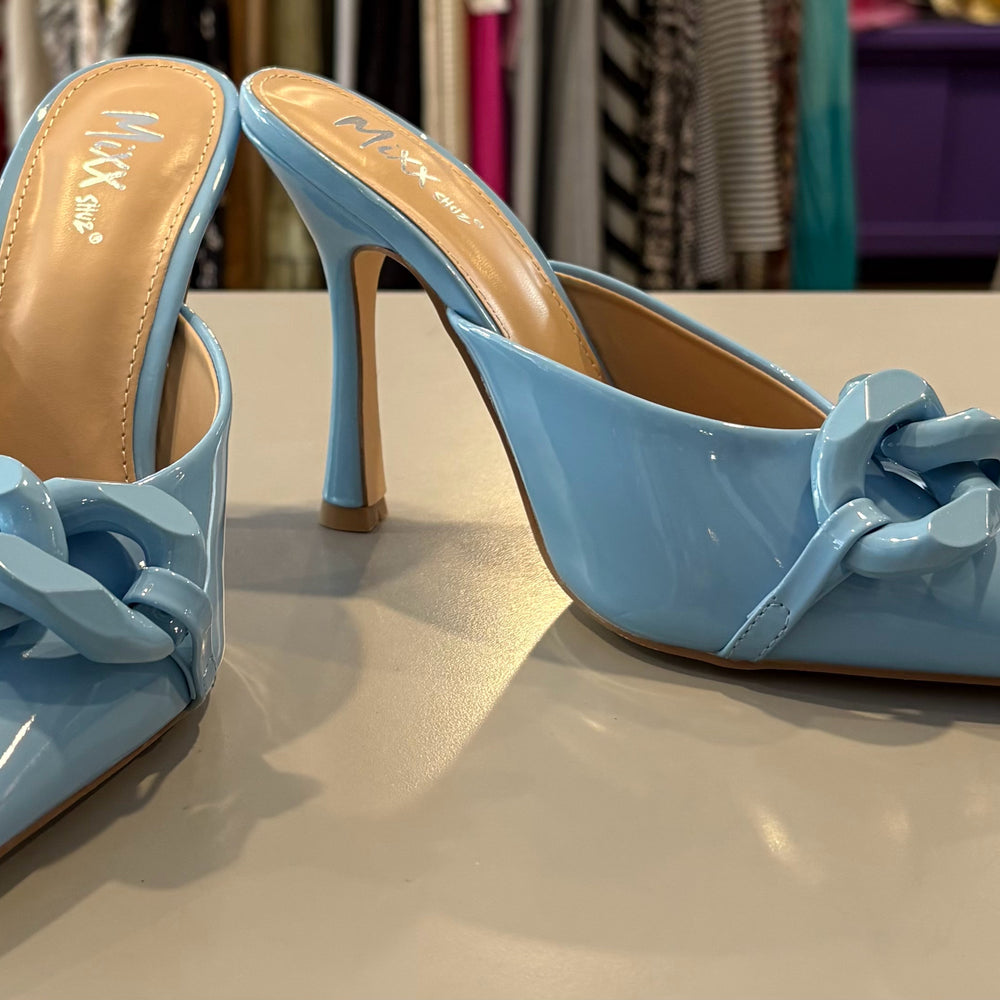 Mixx Shuz Oprah Baby Blue Mule Pumps Size:8