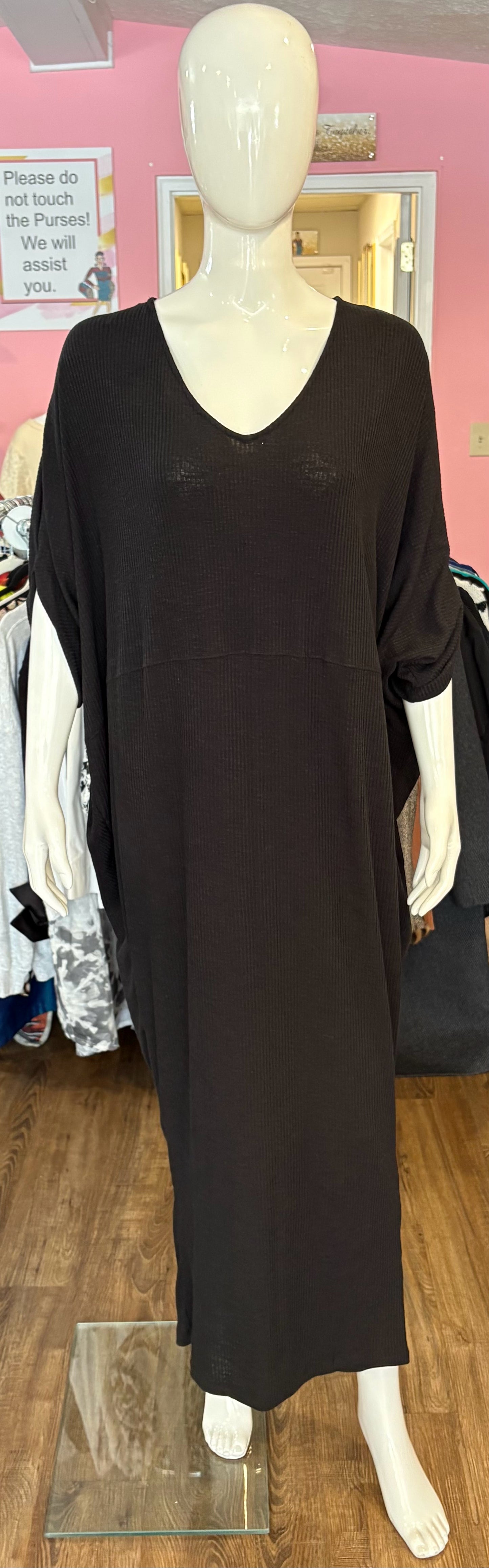 NWT Blu Ivy Black Sweater  Dress Size: S/M