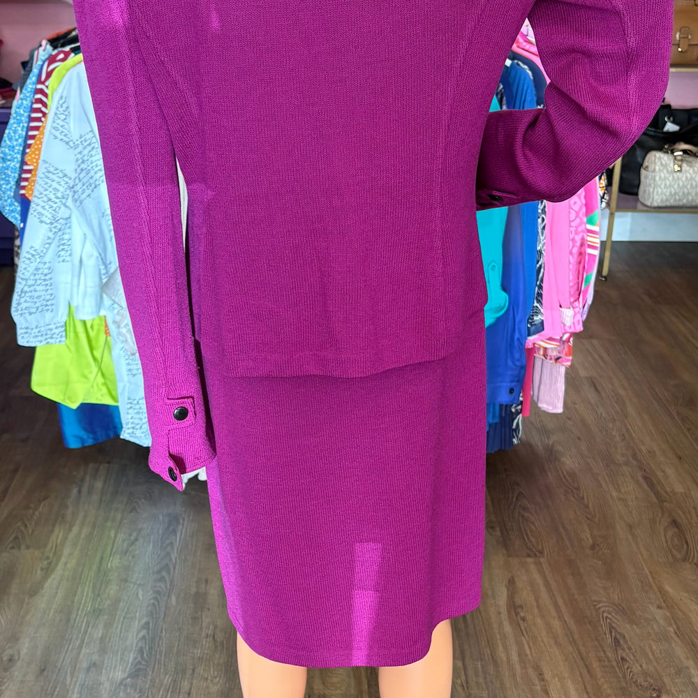 
                      
                        St. John Purple 2 Piece Skirt Set Size:12
                      
                    