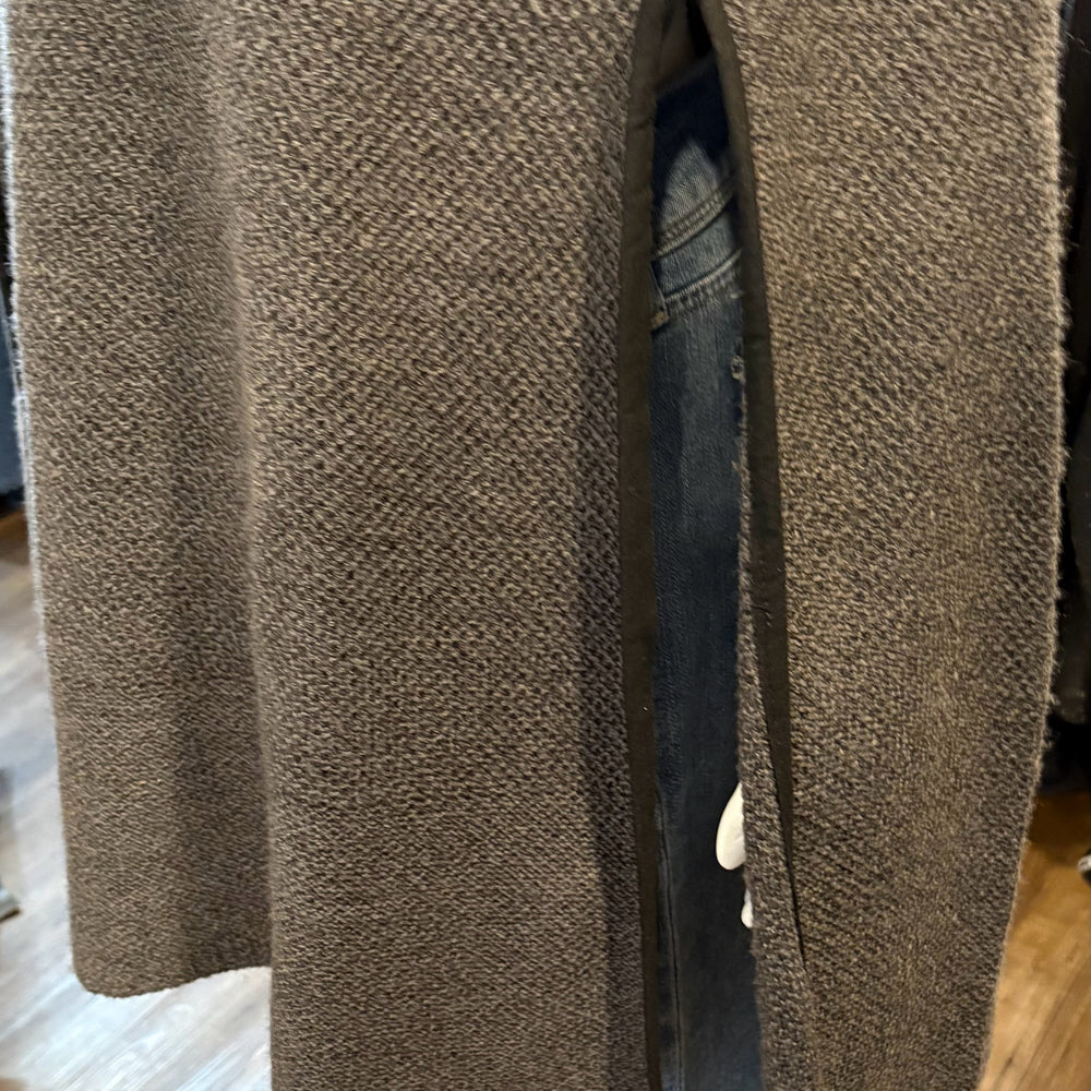 
                      
                        NWOT Ralph Lauren 100% Merino Wool Dark Grey Cape Poncho Sweater
                      
                    