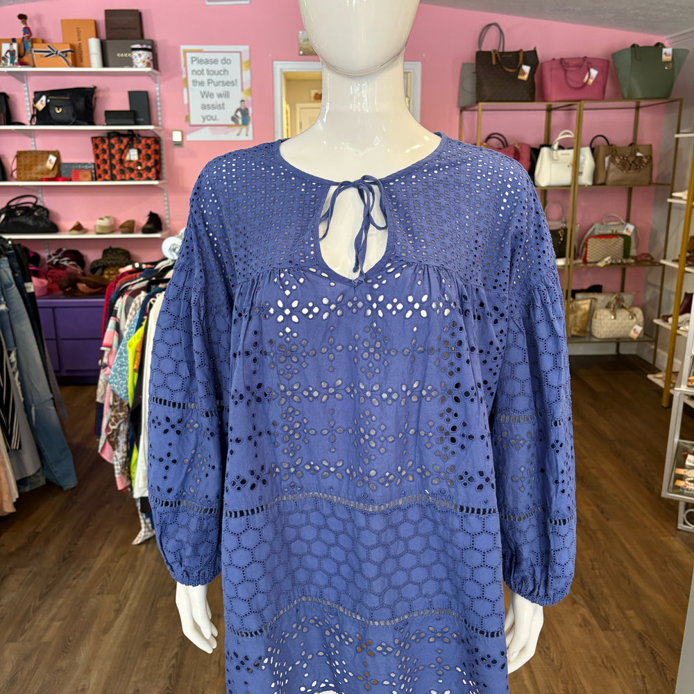 
                      
                        Size XL Lauren Ralph Lauren Blouse
                      
                    