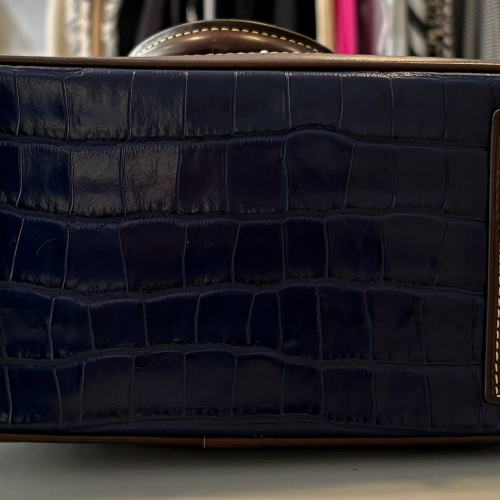 
                      
                        RARE Dooney and Bourke Oakdale Midnight Blue Croc Zip Zip Satchel SN: J17533244
                      
                    