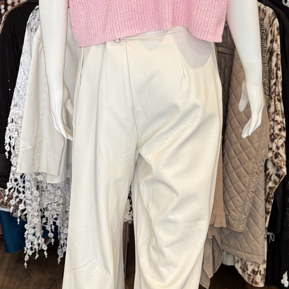 
                      
                        Sweater Generis Pink Short Sleeve Sweater Size:L
                      
                    