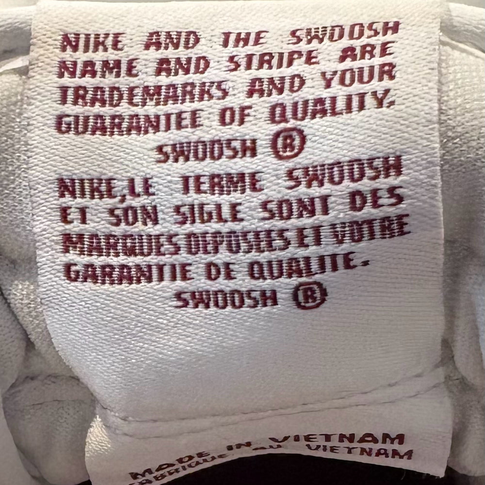 
                      
                        RARE Nike Women's Air Force 1 '07 SE 'Sisterhood - Team Red' Sneakers DV7584-001 Size:8
                      
                    