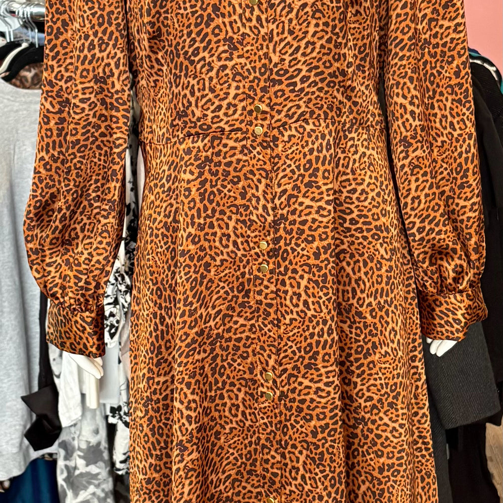 
                      
                        NWOT I.N.C International Concepts Satin Cheetah Print Dress Size: L
                      
                    
