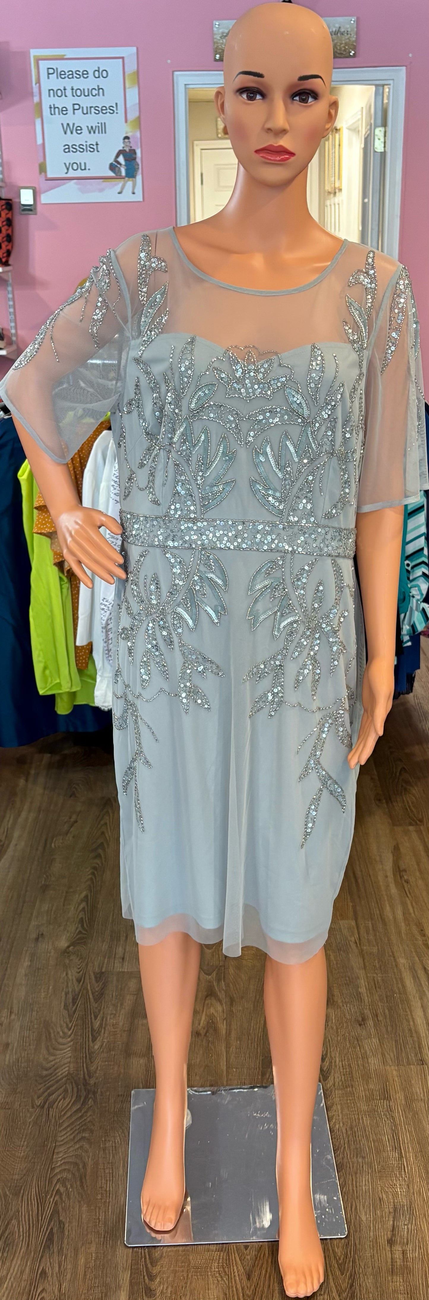 NWT Papell Studio Frosty Green Beaded Cocktail Dress Size:18 NWT Papell Studio Frosty Green Beaded Cocktail Dress Size:18