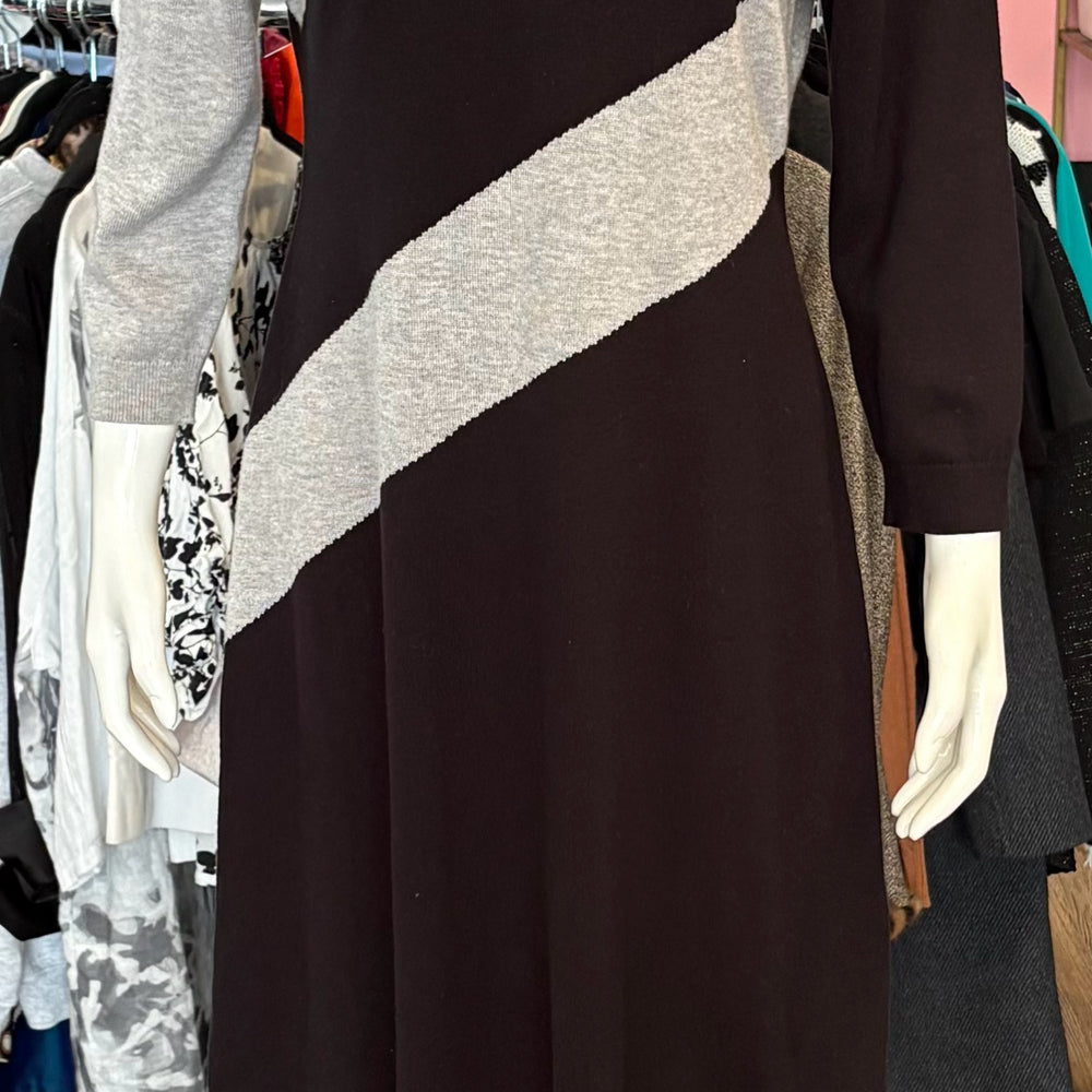 Nine West Black & Grey Sweater Dress Size: M
