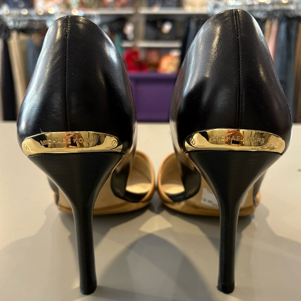 
                      
                        10M Michael Kors Julieta Leather D'Orsay 2-tone Heels
                      
                    