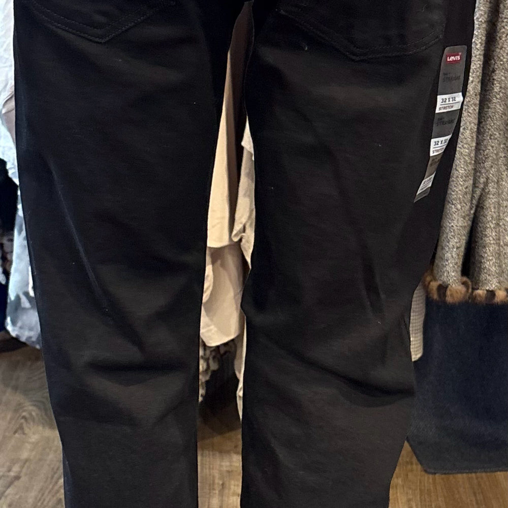 
                      
                        NWT Levi Strauss & Co. Men's 514 Straight Black Denim Jeans Size:32 x 32
                      
                    