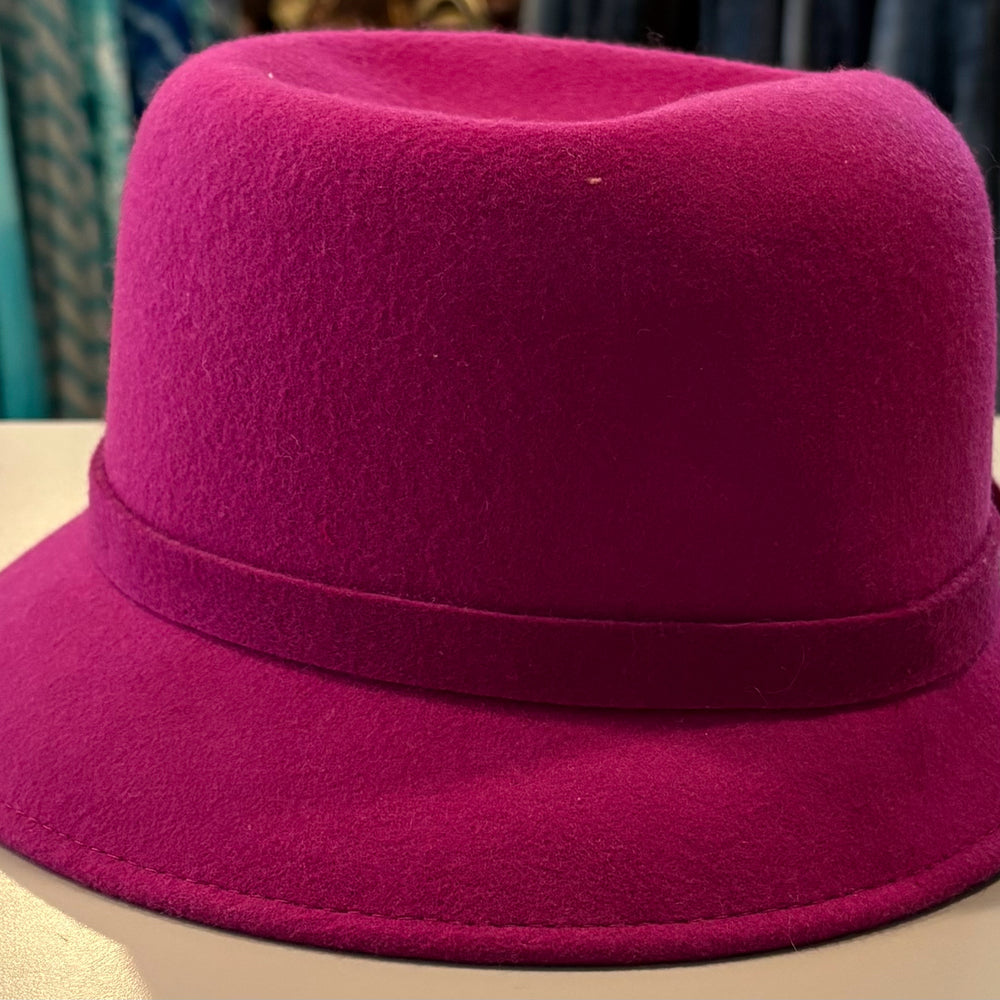 
                      
                        Soprattutto Dark Purple 100% Wool Dress Hat
                      
                    