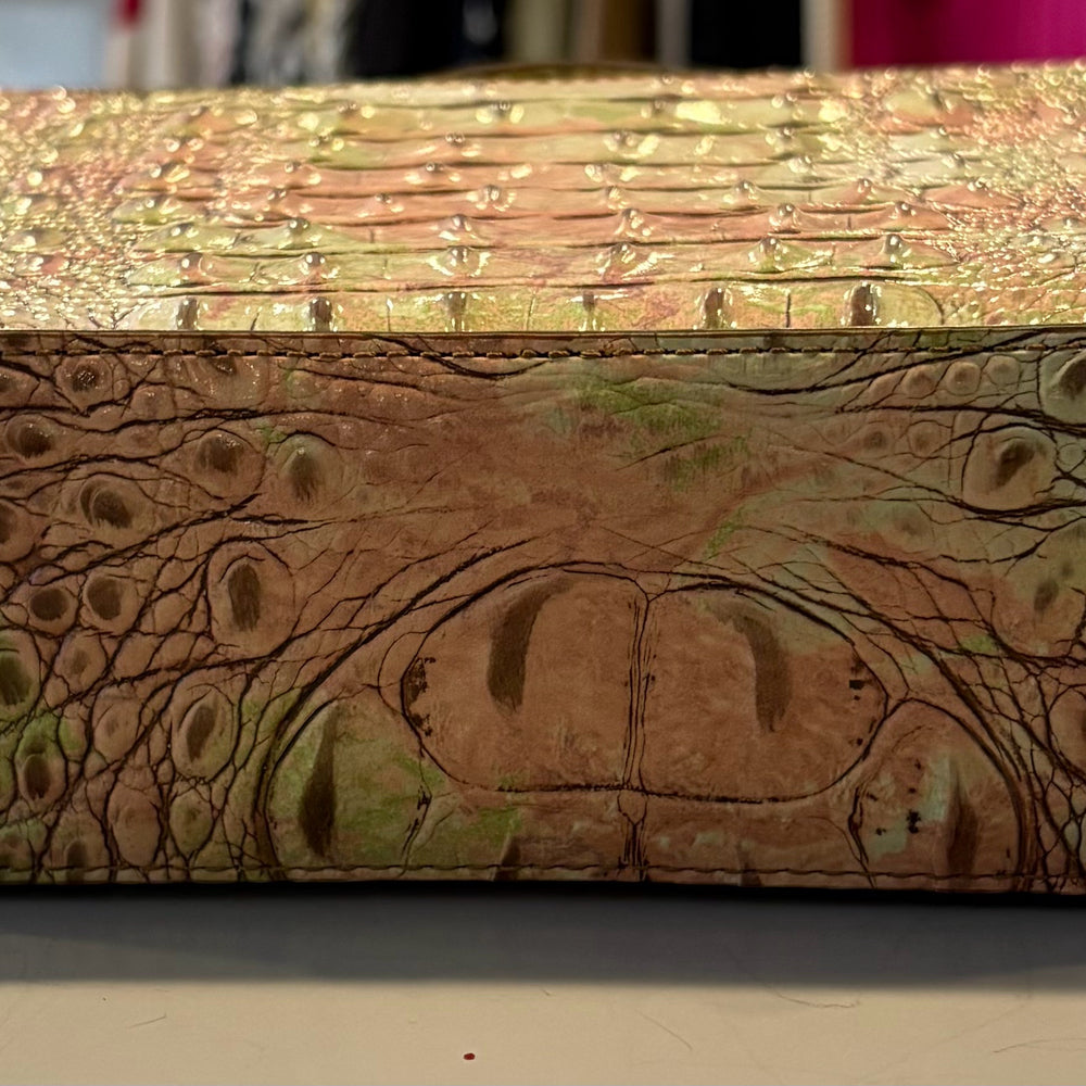 
                      
                        Brahmin Evie Atlas Melbourne
                      
                    