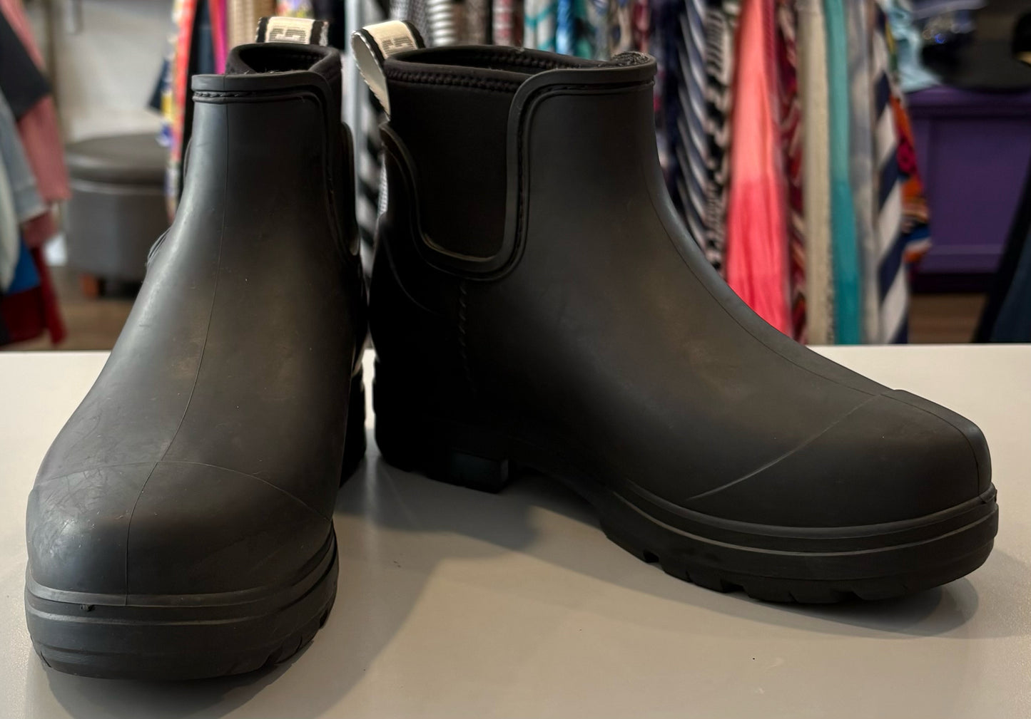NWOB UGG Women's Droplet Waterproof Rain Boots in Black Sz:6